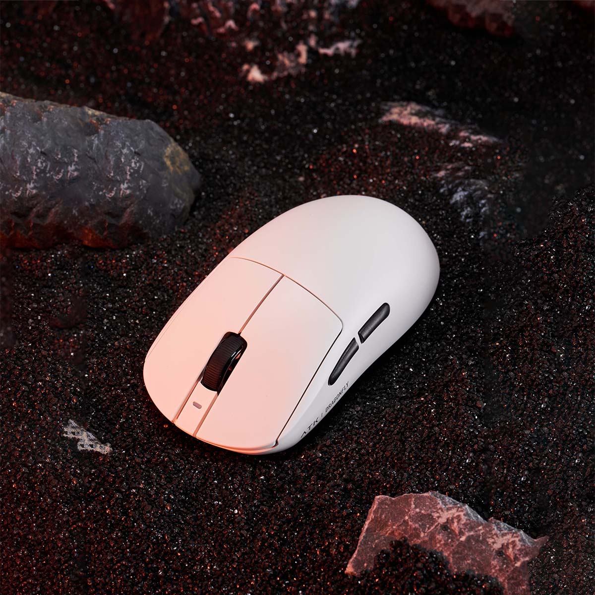 ATK Dragonfly A9 wireless gaming mouse White detail view - Vrkaa