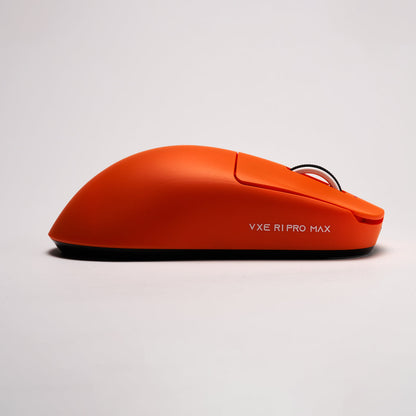 ATK VXE Dragonfly R1 wireless gaming mouse detail view 6 - Vrkaa